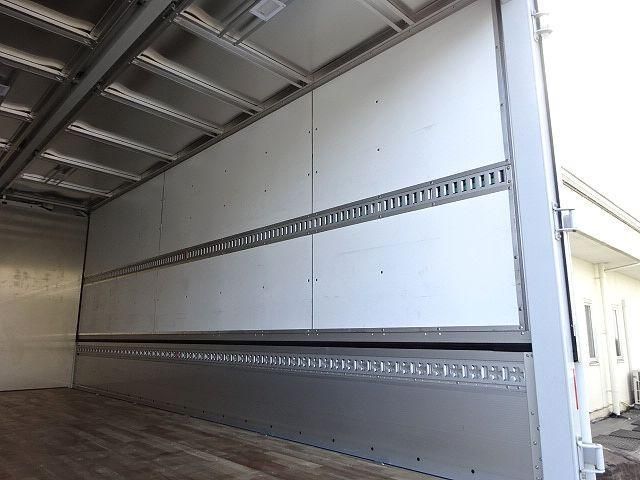 MITSUBISHI FUSOU FIGHTER 2024