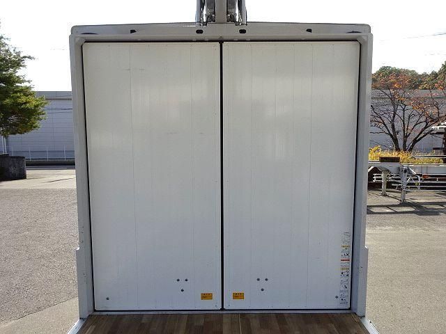 MITSUBISHI FUSOU FIGHTER 2024