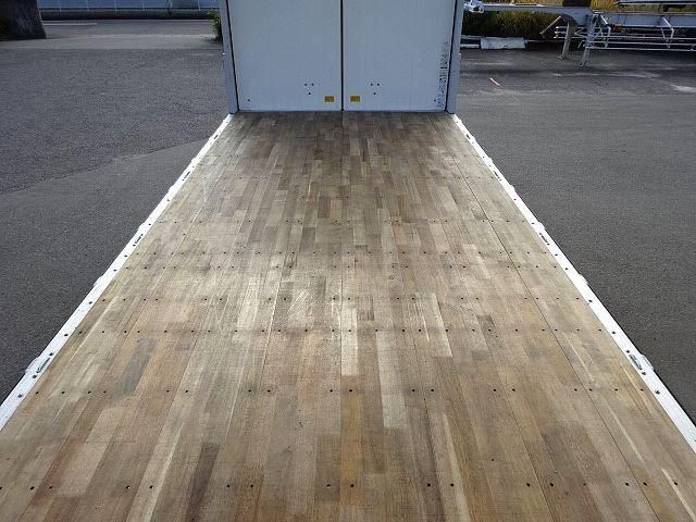 MITSUBISHI FUSOU FIGHTER 2024