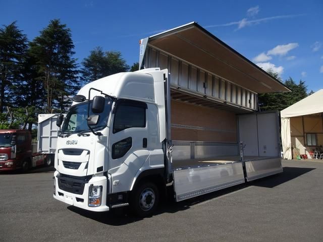 ISUZU GIGA 2024