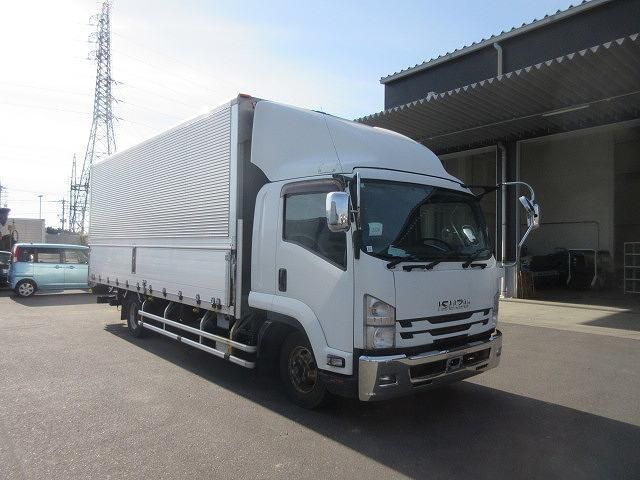 ISUZU FORWARD 2016