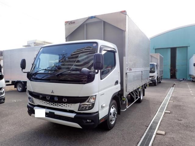MITSUBISHI CANTER 2025
