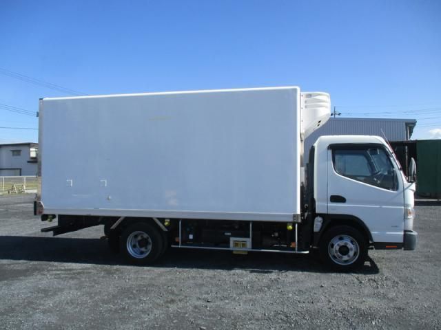 MITSUBISHI CANTER 2019