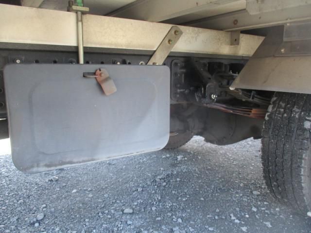 MITSUBISHI CANTER 2019