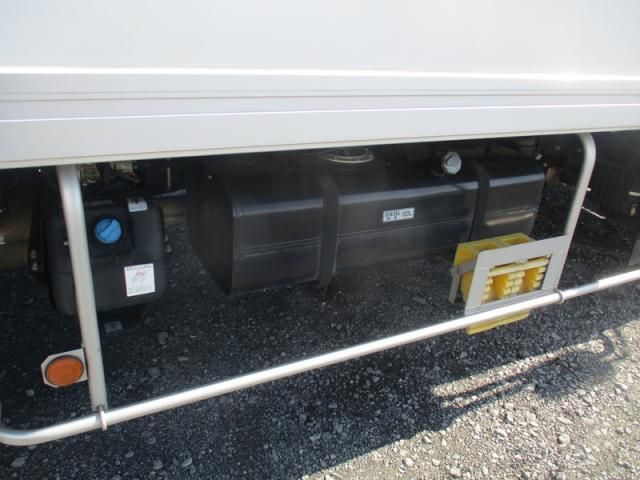 MITSUBISHI CANTER 2019