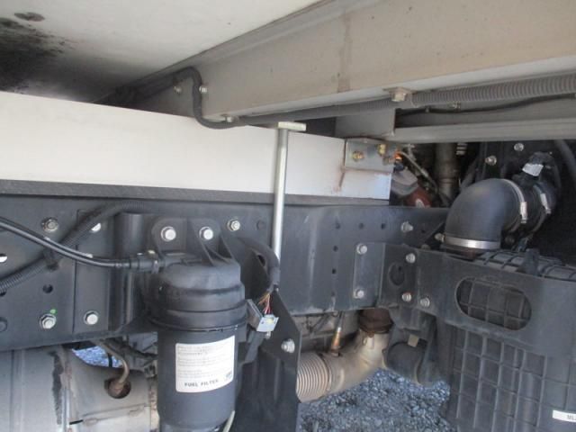 MITSUBISHI CANTER 2019