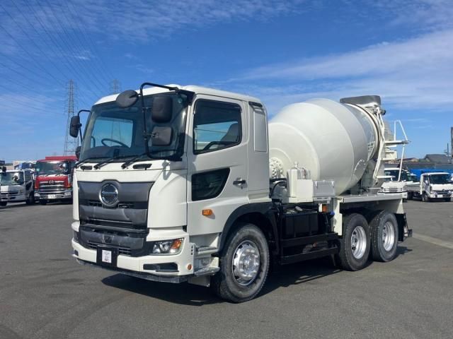 HINO PROFIA 2024