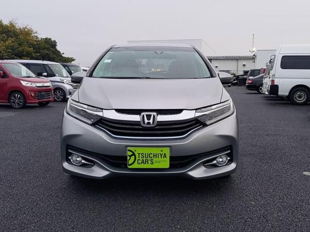 HONDA SHUTTLE HYBRID 2016