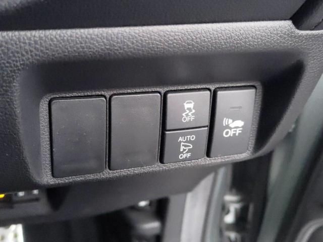 HONDA SHUTTLE HYBRID 2016