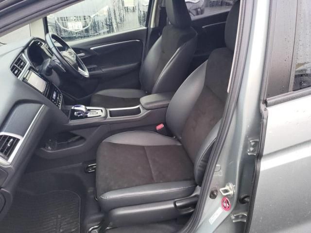 HONDA SHUTTLE HYBRID 2016