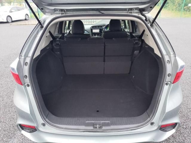 HONDA SHUTTLE HYBRID 2016