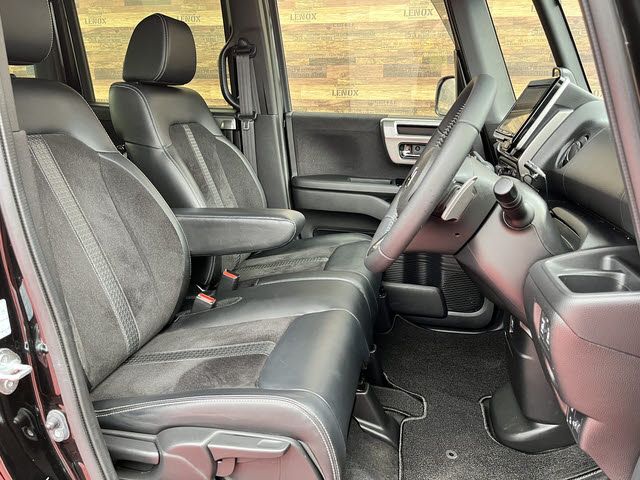 HONDA N BOX CUSTOM 2022