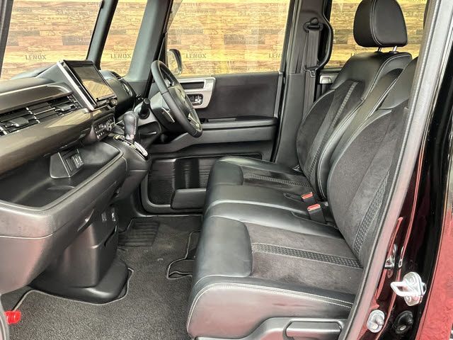 HONDA N BOX CUSTOM 2022