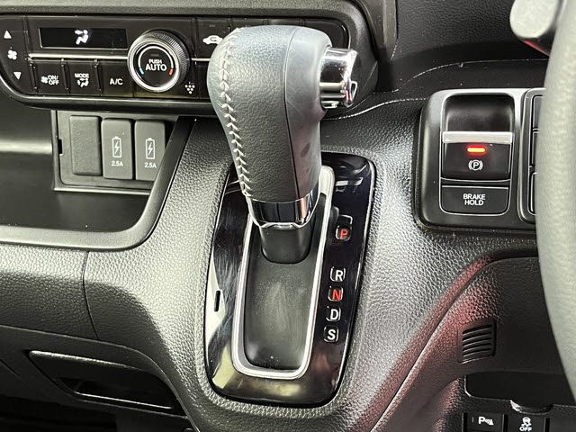 HONDA N BOX CUSTOM 2022