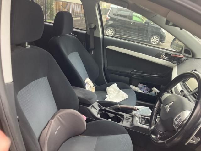 MITSUBISHI GALANT FORTIS SPORTBACK 2010