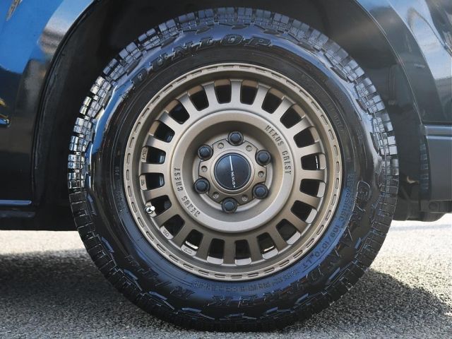 TOYOTA HIACE van 4WD 2022