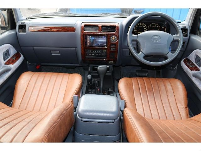 TOYOTA LANDCRUISER PRADO 2000