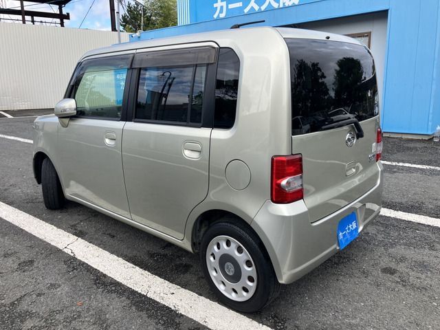 DAIHATSU MOVE CONTE 2010