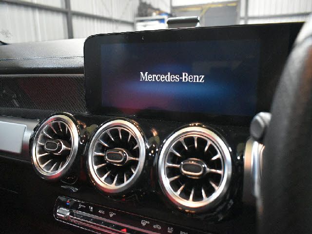 MERCEDES BENZ MERCEDES BENZ GLB 2021