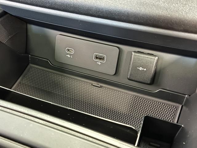 ROVER ROVER DEFENDER 2022