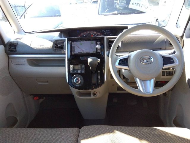 DAIHATSU TANTO 4WD 2018