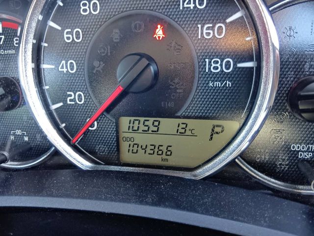 TOYOTA COROLLA FIELDER 2016