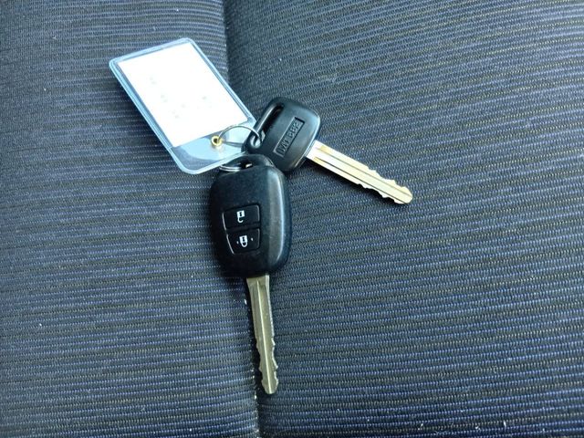 TOYOTA COROLLA FIELDER 2016