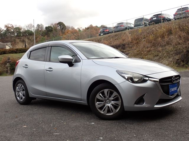 MAZDA DEMIO 2018