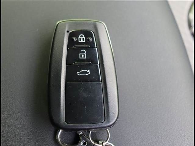 TOYOTA CROWN sedan hybrid 2018