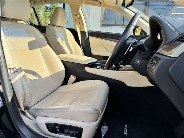 TOYOTA LEXUS GS300h 2013