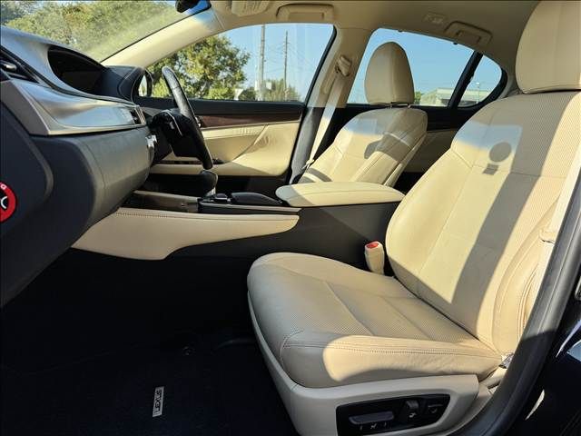 TOYOTA LEXUS GS300h 2013