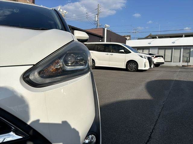 TOYOTA SIENTA 2016