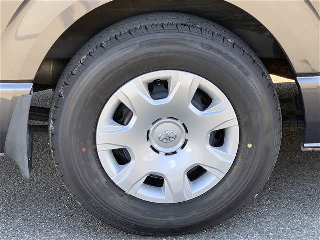 TOYOTA HIACE van 2WD 2018