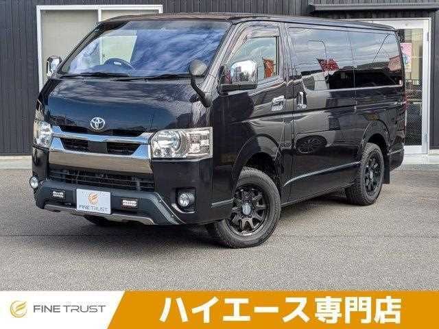 TOYOTA HIACE van 4WD 2020