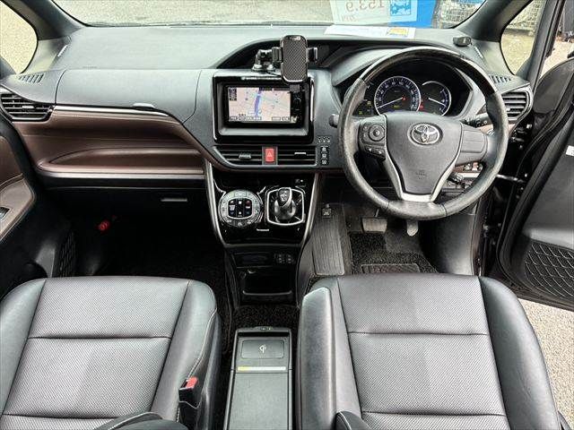 TOYOTA ESQUIRE HYBRID 2014