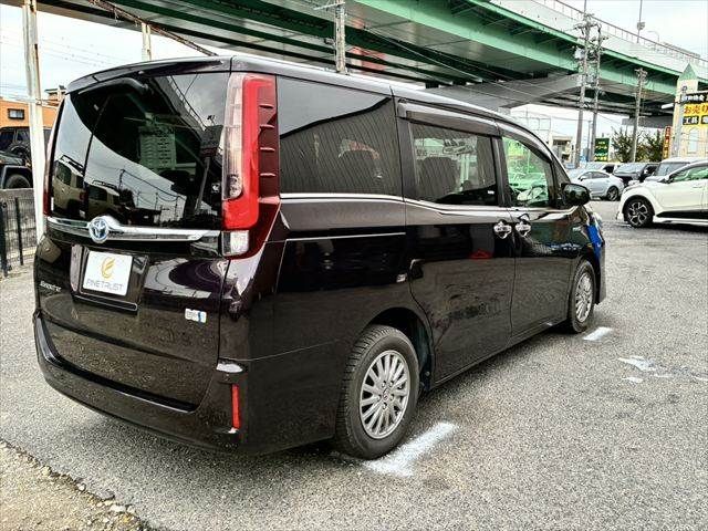 TOYOTA ESQUIRE HYBRID 2014