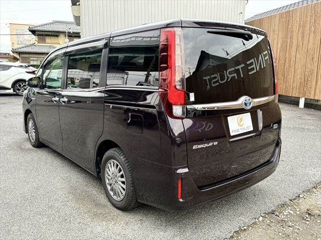 TOYOTA ESQUIRE HYBRID 2014