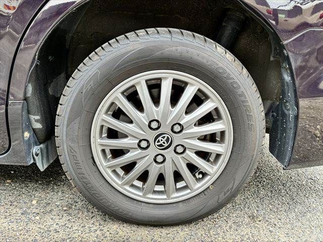 TOYOTA ESQUIRE HYBRID 2014