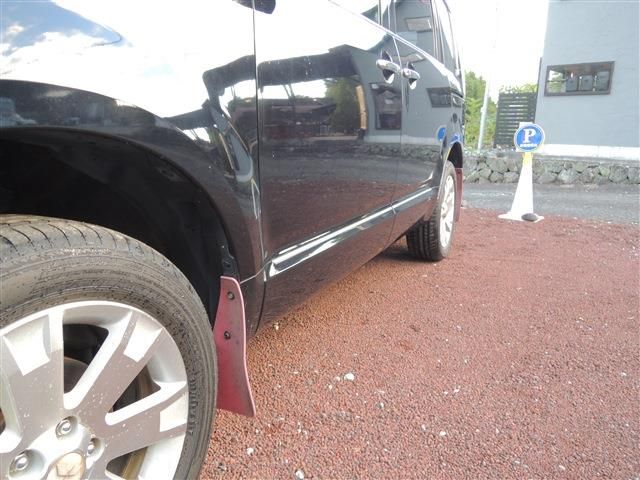 MITSUBISHI DELICA D:5 4WD 2011