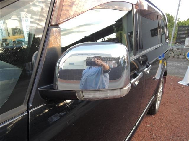 MITSUBISHI DELICA D:5 4WD 2011