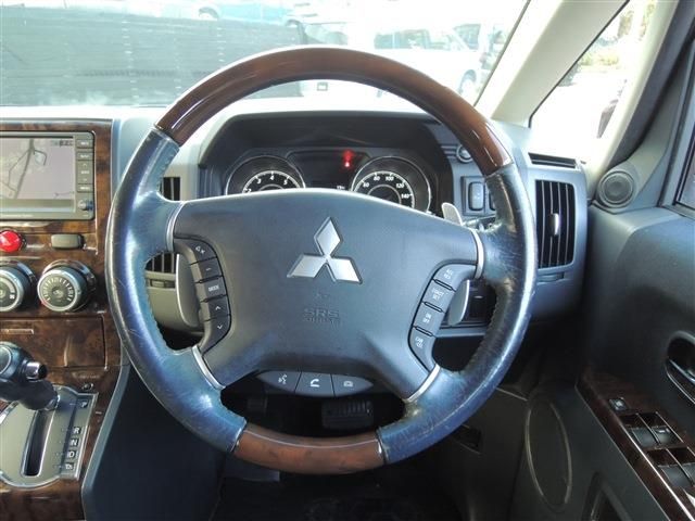 MITSUBISHI DELICA D:5 4WD 2011