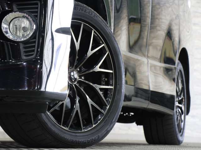 TOYOTA VELLFIRE  HYBRID 4WD 2013