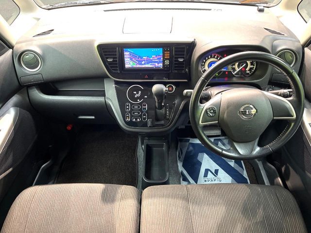 NISSAN DAYZ ROOX 2014