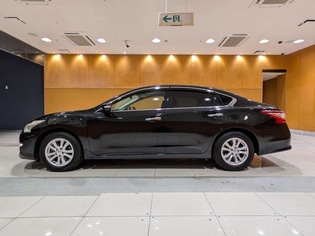 NISSAN TEANA 2015