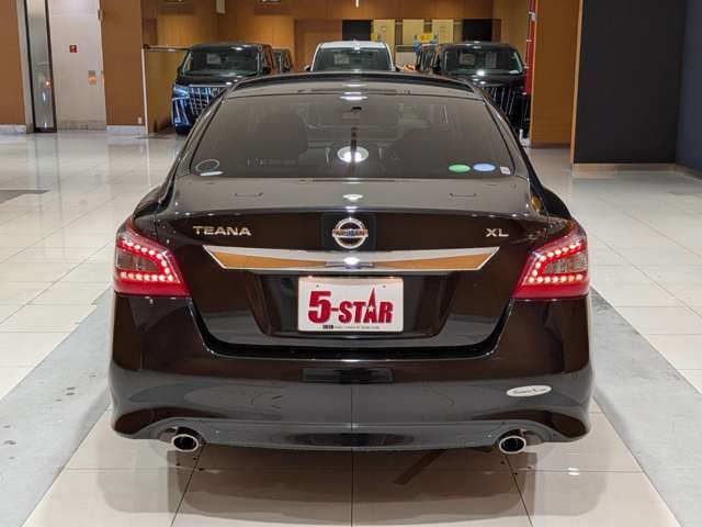 NISSAN TEANA 2015