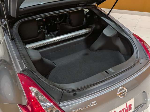 NISSAN FAIRLADY Z 2012