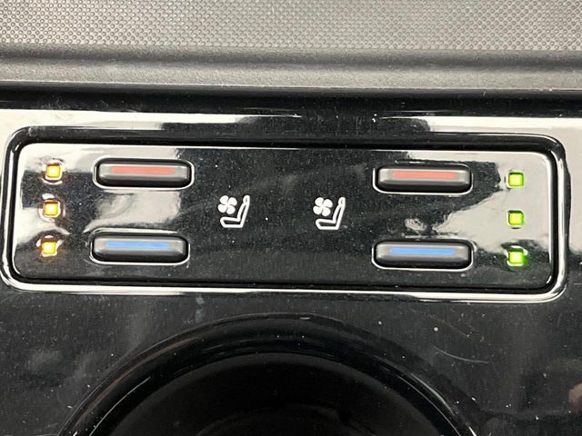 TOYOTA PRIUS PHV 2020