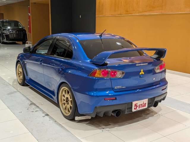 MITSUBISHI LANCER  4WD 2011