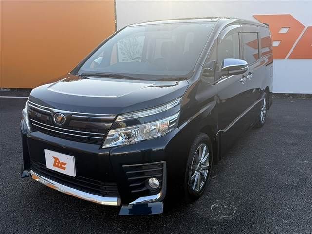 TOYOTA VOXY 2015