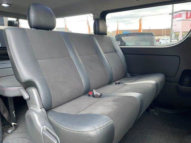 TOYOTA HIACE van 2WD 2018